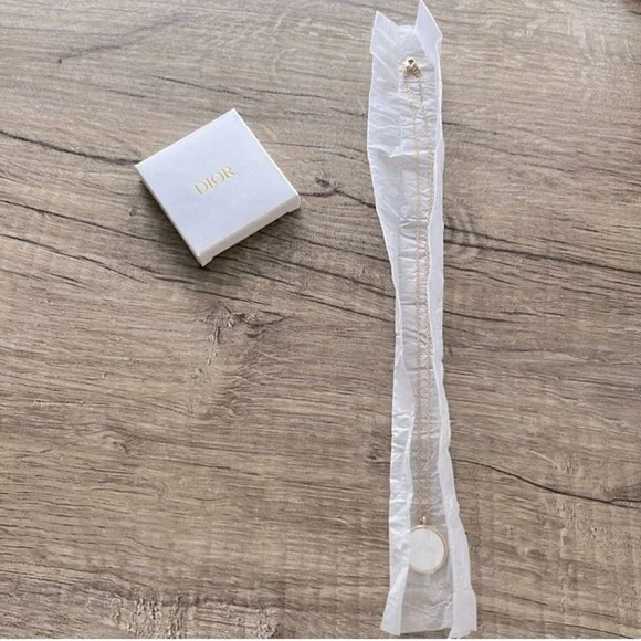 Dior • Gold J'adore Necklace - Picture 6 of 15